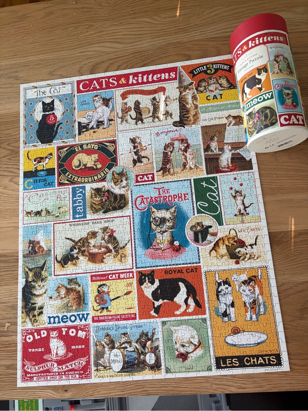 Cavallini & Co Cats & Kittens Vintage Collage Puzzle - Multicolor 1000